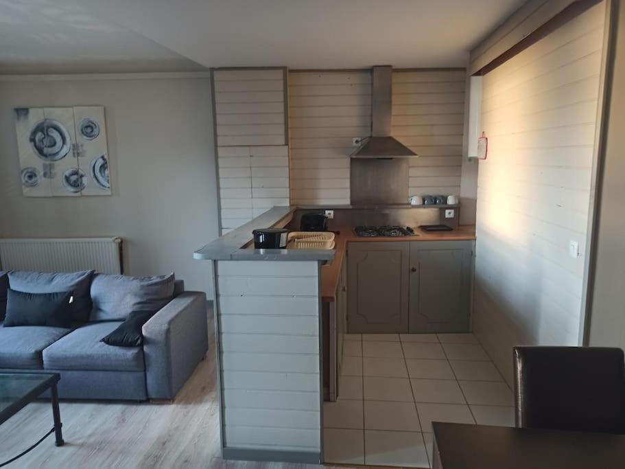 Le Marche Apartamento Parthenay Exterior foto